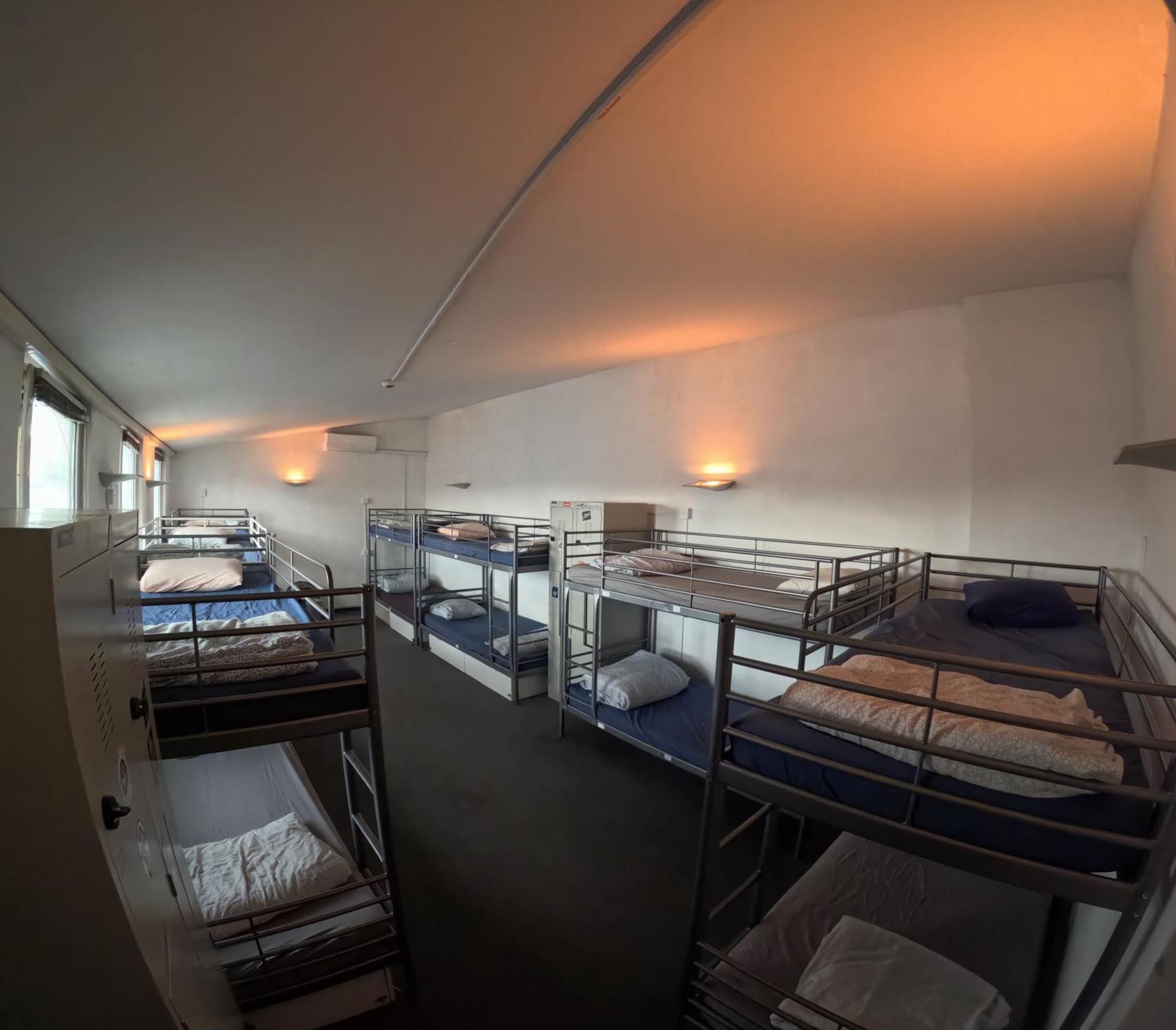 Vitae Hostel Будапеща Екстериор снимка
