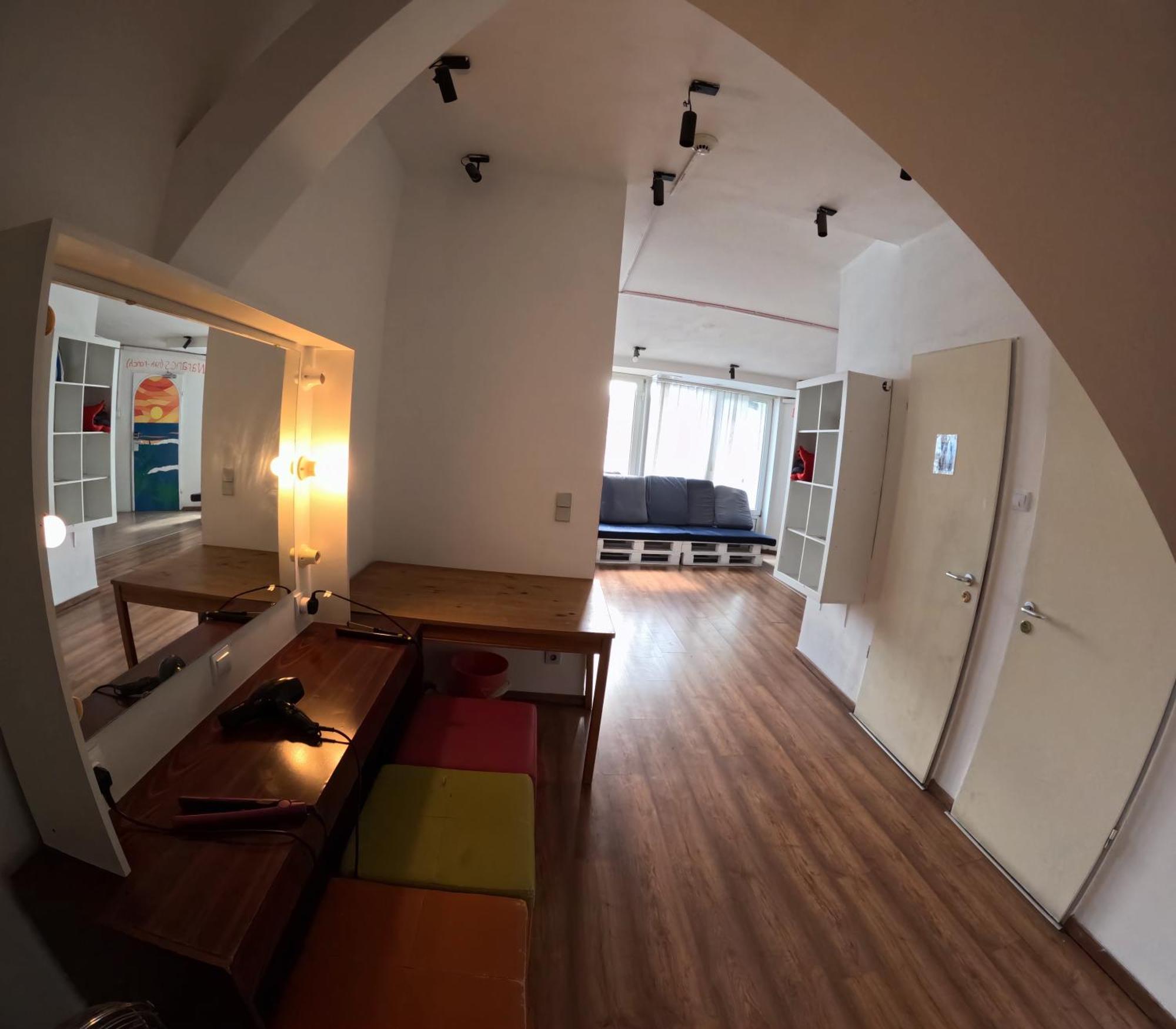 Vitae Hostel Будапеща Екстериор снимка