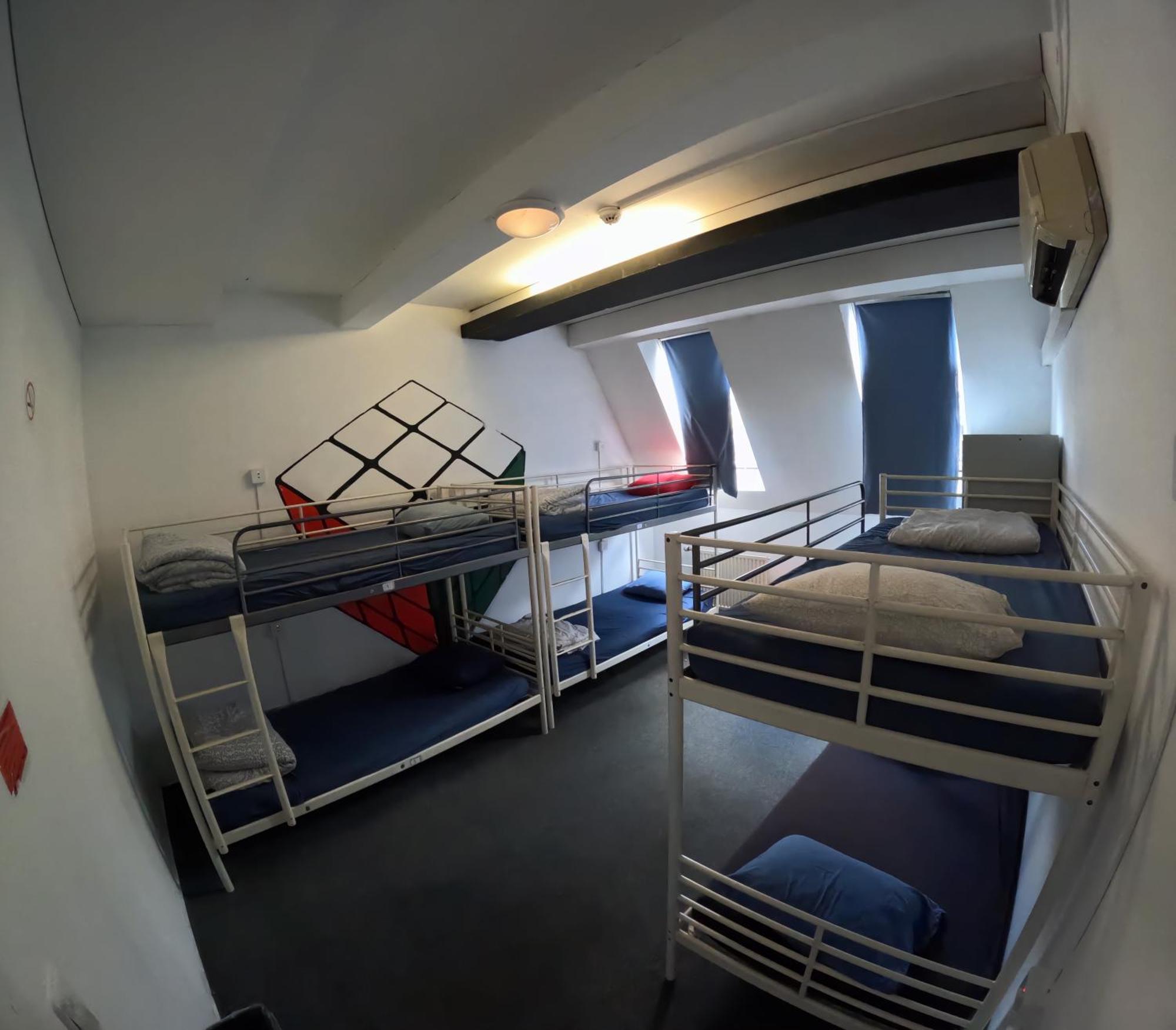 Vitae Hostel Будапеща Екстериор снимка
